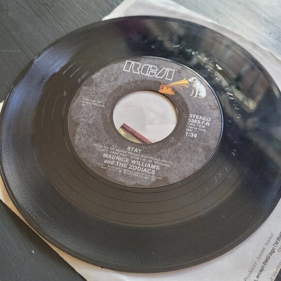 1987 Vinyl Album Dirty Dancing 45RPM Soundtrack "She's like the Wind" and "Stay" - Picture 4 of 4